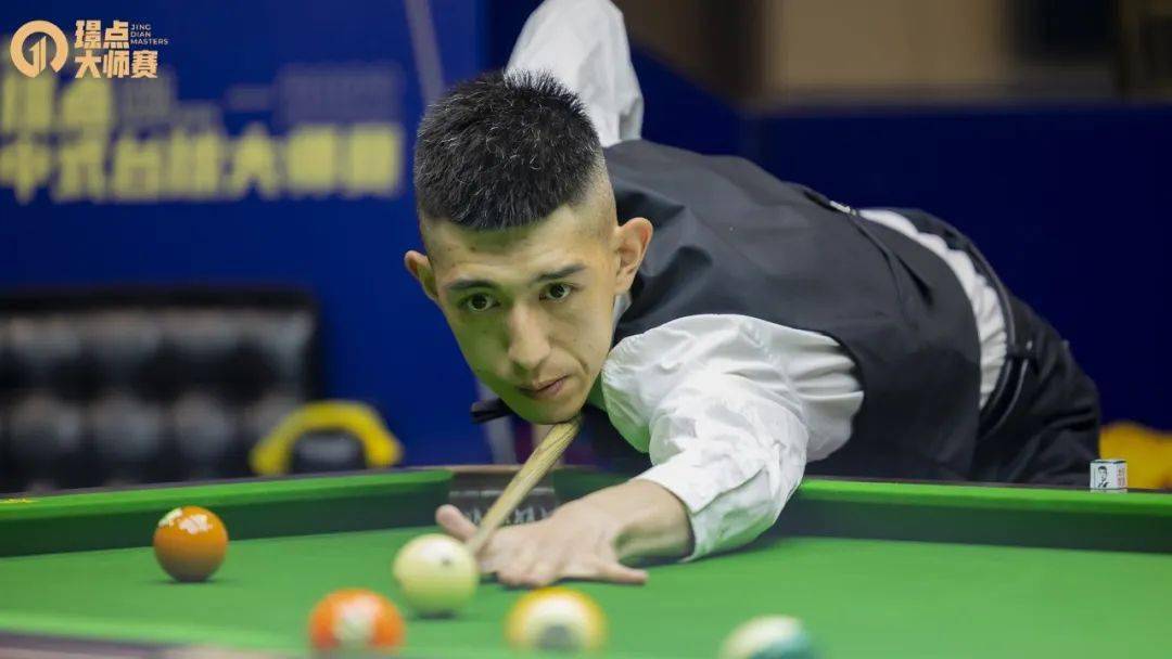 受媒体采访 受媒体采访