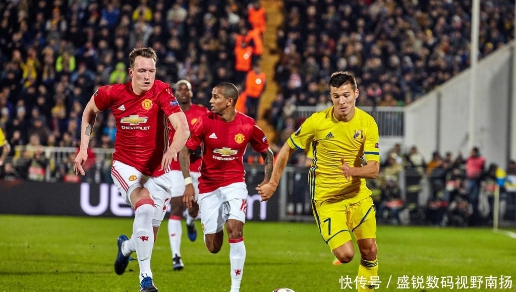 在本赛季余 在本赛季余