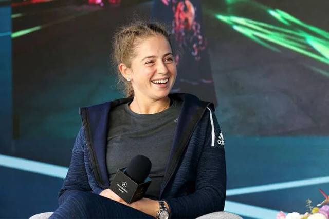 日举行的2 日举行的2