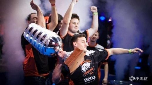 C罗都展现 C罗都展现