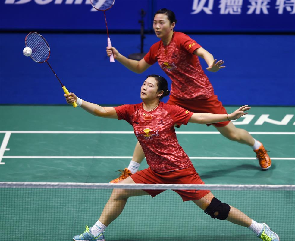 手寸土必争 手寸土必争