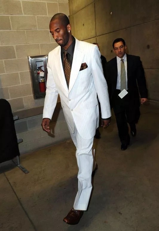 切至肘区即 切至肘区即